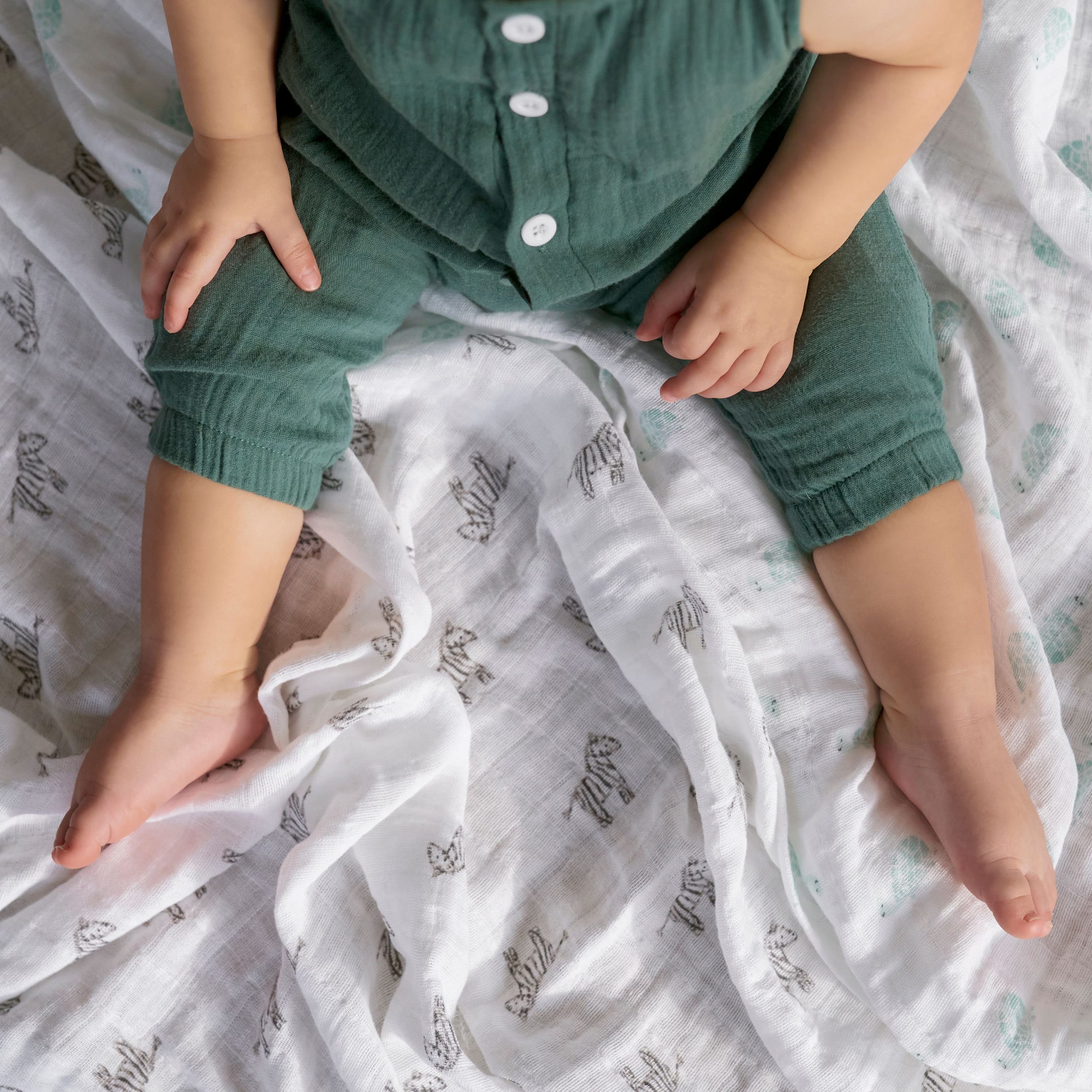 organic cotton muslin swaddle blanket 4 pack - Image 3
