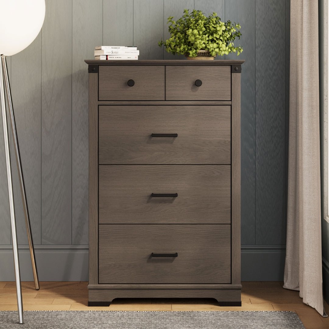 Redmond 4 Drawer Chest. Dapper Gray