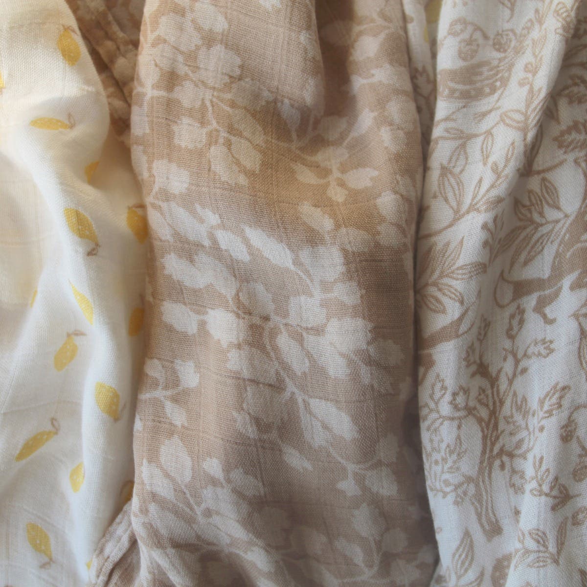 boutique silky soft swaddle blanket 3 pack - Image 4