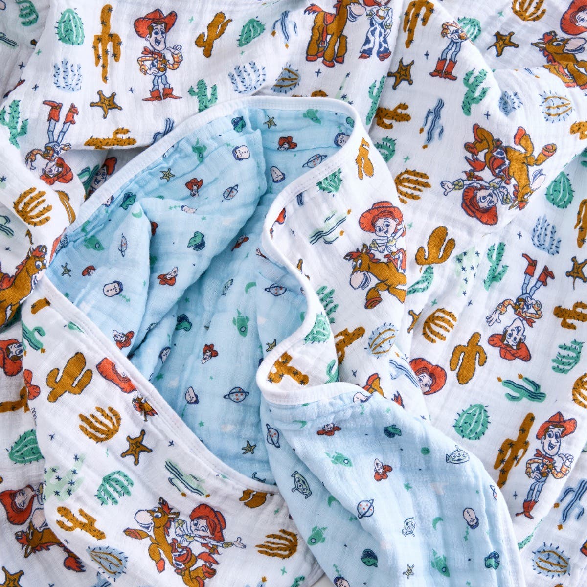 Disney™ Toy Story essentials cotton muslin dream blanket - Image 4